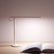Настольная лампа Xiaomi Mi Smart LED Desk Lamp (MJTD01YL)
